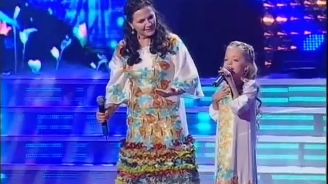 Nastia Petrik & Nina Matvienko - Violino Mágico ( @ Live ) HD