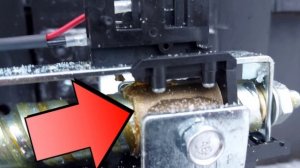 Установка приводов распашных ворот Doorhan.  Поломка и замена "направляющей ходовой гайки SW43".