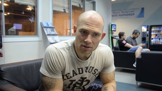 Николай Пронин: выиграем «Братину» - нанесу татуировку с парашютом! смотреть онлайн