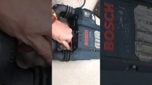 Отбойный молоток Bosch GSH 11 VC