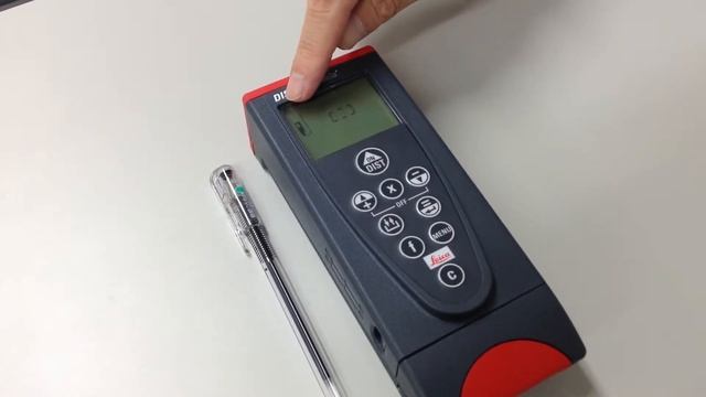 第4世代 オリジナル・レーザー距離計 Leica DISTO™ classic4: エンドキャップを使って測定基準位置を変更 смотреть онлайн