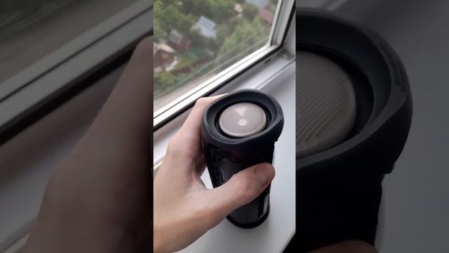 басс тест jbl flip 5 tt версия на трэк егора крида We Gotta Get Love смотреть онлайн