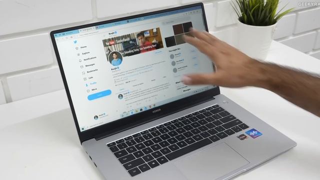 Honor MagicBook 15 Windows Laptop Overview & Impressions