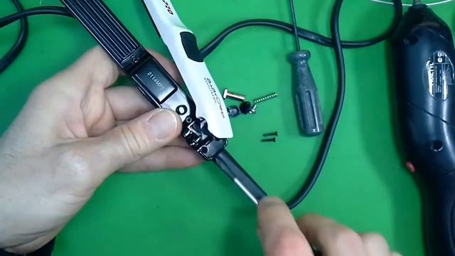 Как разобрать щипцы для укладки волос Babyliss BabyCrimp BAB2151E мини-гофре смотреть онлайн