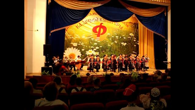 Муз. А. Лепина, сл. С.Васильева "Фуражечка", исп. анс. Зернышко" (г.Майкоп) смотреть онлайн