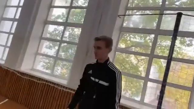 Поздравление наших выпускников ко Дню Учителя👍👍👍01.10.2021 смотреть онлайн