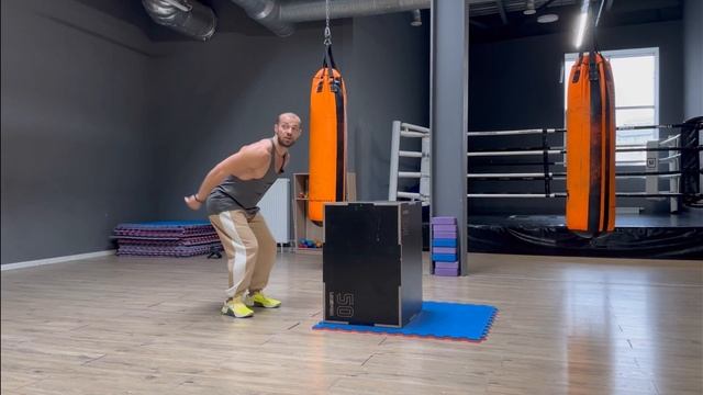 ВСЕ О ПРЫЖКАХ НА ЯЩИК: КАК ПЕРЕСТАТЬ БОЯТЬСЯ ПРЫГАТЬ ? | Crossfit box jump fails смотреть онлайн