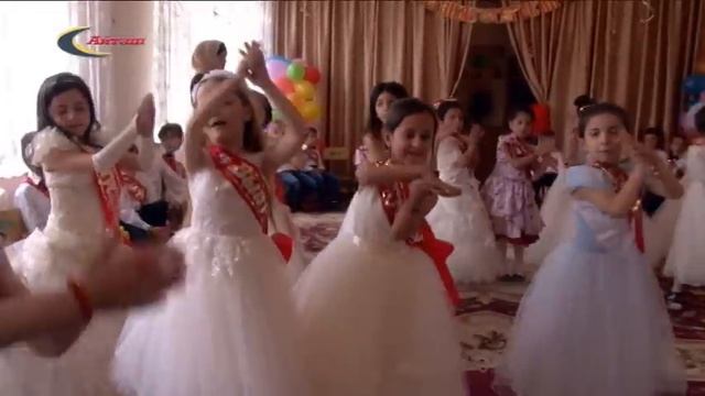 Детский сад "Улыбка" с. Кокрек (выпуск 2016) смотреть онлайн