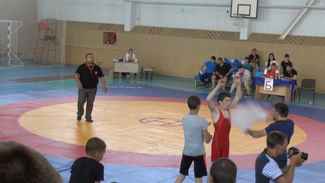 Текеев Осман (КЧР) - Бажаев Асланбек (Чечня) смотреть онлайн