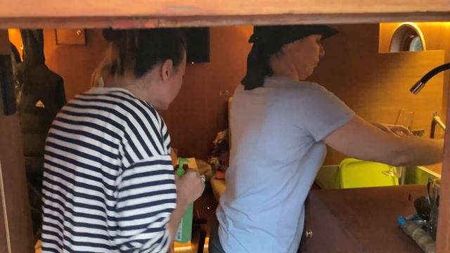 Прогулка выходного дня на катере Капитан смотреть онлайн