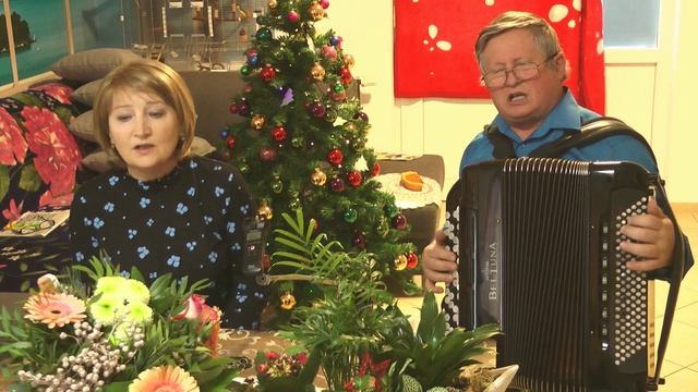 РОЖДЕСТВО ХРИСТОВО АНГЕЛ ПРИЛЕТЕЛ ! Замечательная Рождественская песня ! смотреть онлайн