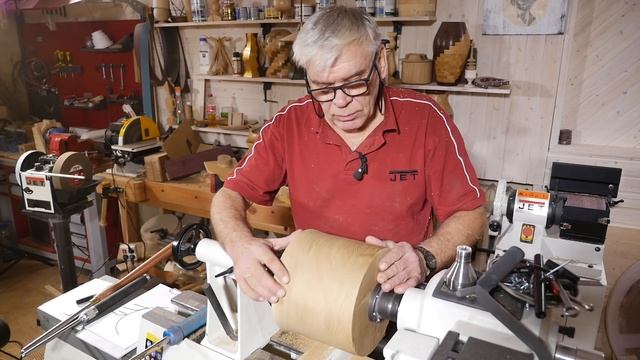 Мастер-класс: Фасочное точение VS Скобление/Циклевание. Брюкнер делает вазу. ЧАСТЬ-1 смотреть онлайн