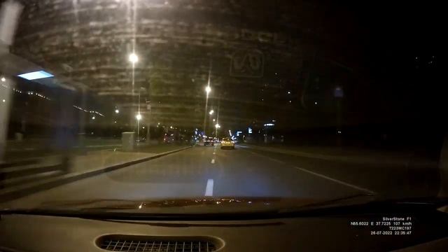 BMW X5 v8 vs Dodge Startus 2.4 R/T stock смотреть онлайн