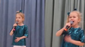 Группа "Сладкоежки". Песенка сладкоежек (сл. и муз. А.Петряшева)