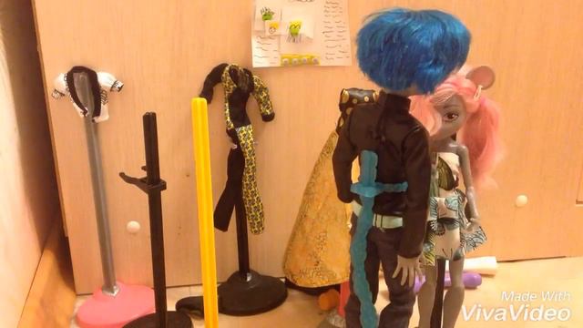 Сериал " Любовь с первого взгляда " вторая серия ( stop motion монстр хай )😎 смотреть онлайн