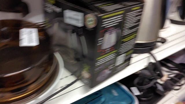 Как экономить в Канаде. Часть 2. Поход в WINS