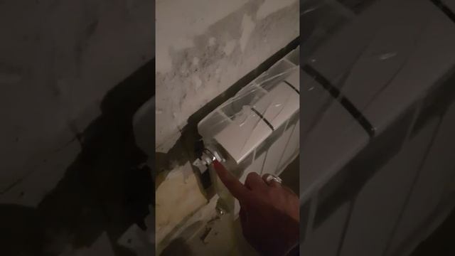 Как запустить / включить радиатор , новый после установки( на видео биметаллический радиатор Rifar) смотреть онлайн
