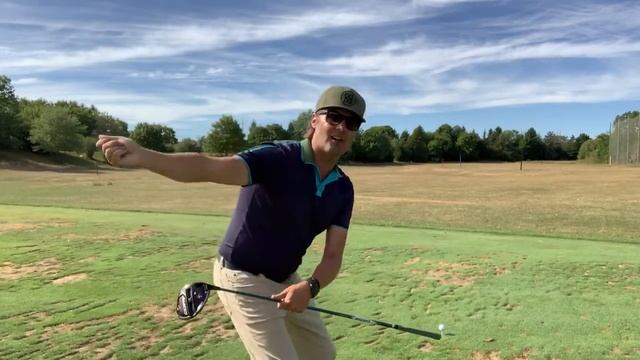Swing like PGA Tour pros with this Golf Drill: The Bow and Throw смотреть онлайн