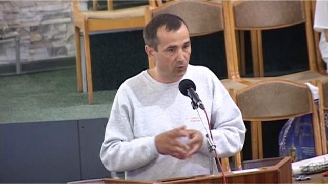 Саша Кирсанов - Мариуполь Церковь "Вифания" - 4.08.2013г смотреть онлайн