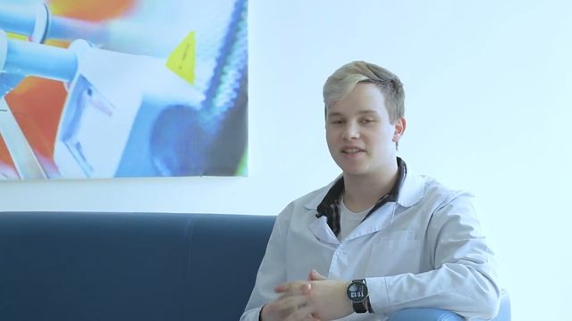Константин Лоншаков - студент 3 курса Медицинская Биохимия Школы Медицины ДВФУ смотреть онлайн