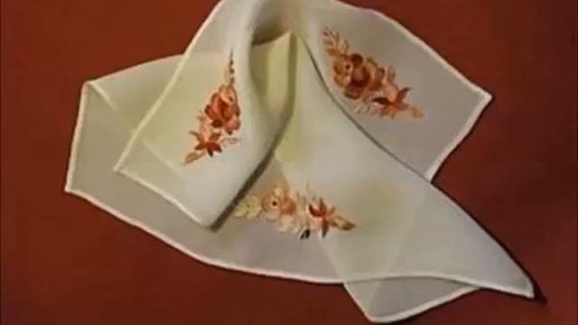 Большая история маленького платка: история аксессуара смотреть онлайн