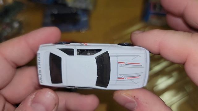 Hot Wheels Ford Mustang 5 Pack '92 Mustang '69 Boss 302 '71 Mach 1 ' bonus Chris Stangler Customs смотреть онлайн