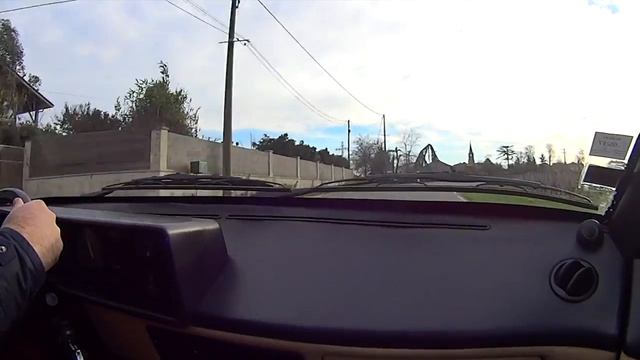 1983 Ferrari Mondial Quattrovalvole ride смотреть онлайн
