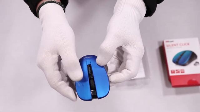 Quick unboxing of Trust Mydo Silent Click wireless mouse blue hands on review смотреть онлайн