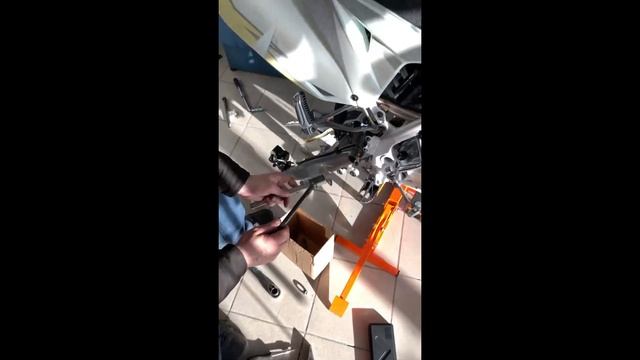 Брак в маятнике мотоцикла Avantis FX 250 Lux (172MM, возд.охл.) смотреть онлайн