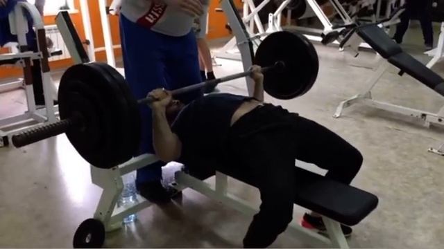 Жим лёжа классический 140кг при своём весе 74кг смотреть онлайн