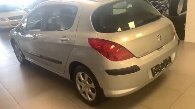 Видеопрезентация автомобиля Пежо 2403 смотреть онлайн