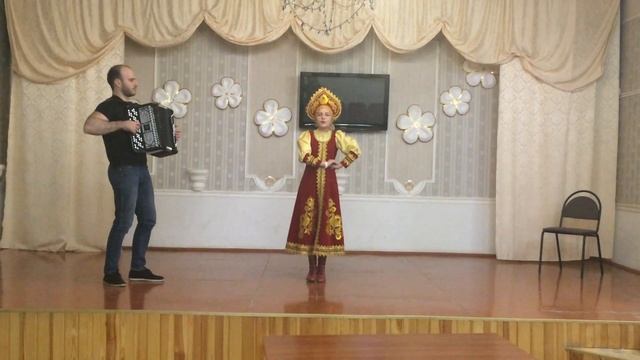 Кузнецова Анастасия- Посею Лебеду на берегу смотреть онлайн