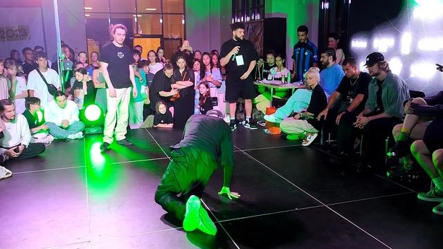 Танцевальный баттл в Астрахани 2023.Финал.Фестиваль «Схватка улиц» смотреть онлайн