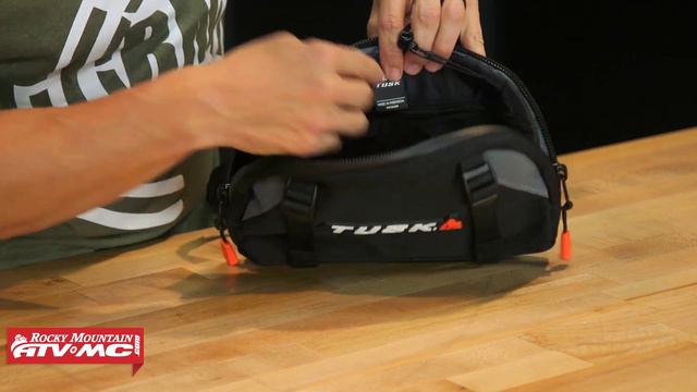 Tusk Motorcycle Handlebar Bag смотреть онлайн
