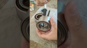 Как смазать ступичный подшипник.