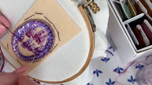 Весна пришла! Весеннее рукоделие. Броши с вышивкой. смотреть онлайн