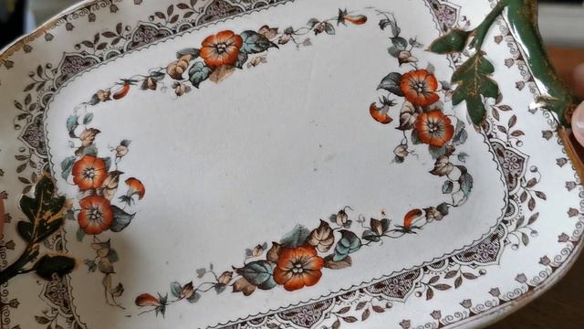 Antique Boulton, Machin & Tennant China Petunia Butter Dish Base смотреть онлайн