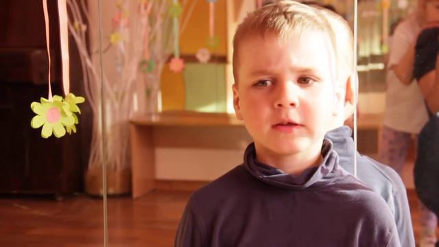 Даня Габуков "Поздравляю дедушку с праздником Победы" смотреть онлайн
