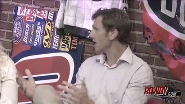 Married to NASCAR смотреть онлайн