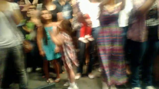 The Beautified Project - "Butterfly" Live смотреть онлайн