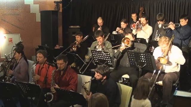 Class Center Band смотреть онлайн