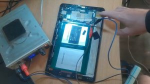 планшет заряжается но не включается  что делать если не включается планшет