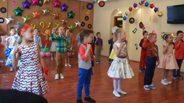 песня Воспитатель смотреть онлайн