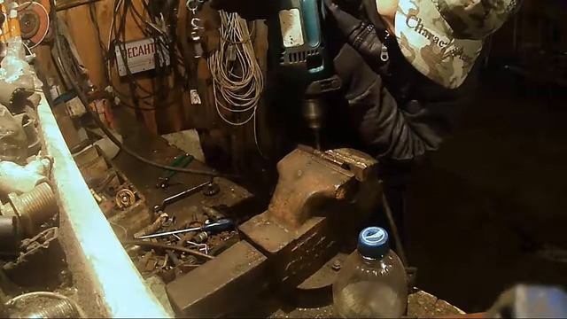 Мотоблок с роторной косилкой не смог доехать до огорода / Ремонт косилки часть 2 смотреть онлайн