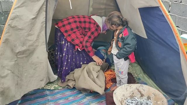 Heartbreak In The Desert: The Cruelty Of A Nomadic Man Leaves The Family Wandering In The Cold Rain