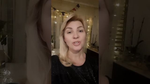 Стих. " Желаю вам веры, надежды, любви. Но любовь из них большая!" смотреть онлайн