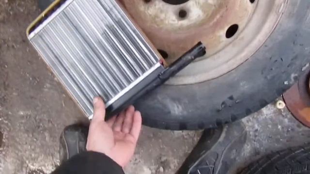 О замене радиатора печки на Калине 1 часть 2 смотреть онлайн