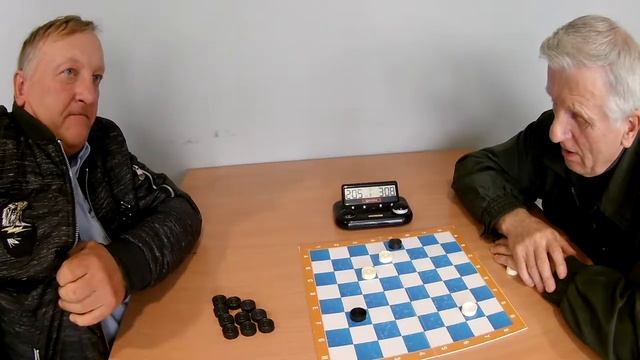 Žaidžia P. Lažauninkas ir S. Pulokas. Lygiosios. смотреть онлайн