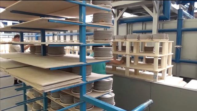 Экскурсия на фарфоровый завод. УЗНАЕМ КАК ИЗГОТАВЛИВАЮТ ПОСУДУ. (часть 2) смотреть онлайн