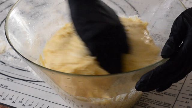 НЕЖНЕЕ ПУХА! Если надоел обычный Рецепт КУЛИЧА, готовим Итальянский ПАНЕТТОНЕ! КУЛИЧ ТАЕТ ВО РТУ! смотреть онлайн